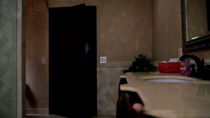 Lesbian Maid Dominação